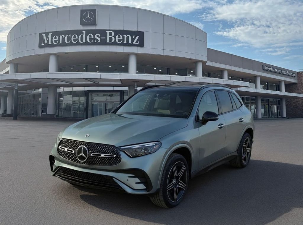Thumbnail: 2026 Mercedes-Benz GLC - 1