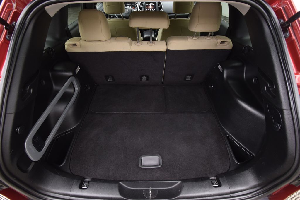 used 2015 Jeep Cherokee car, priced at $9,500