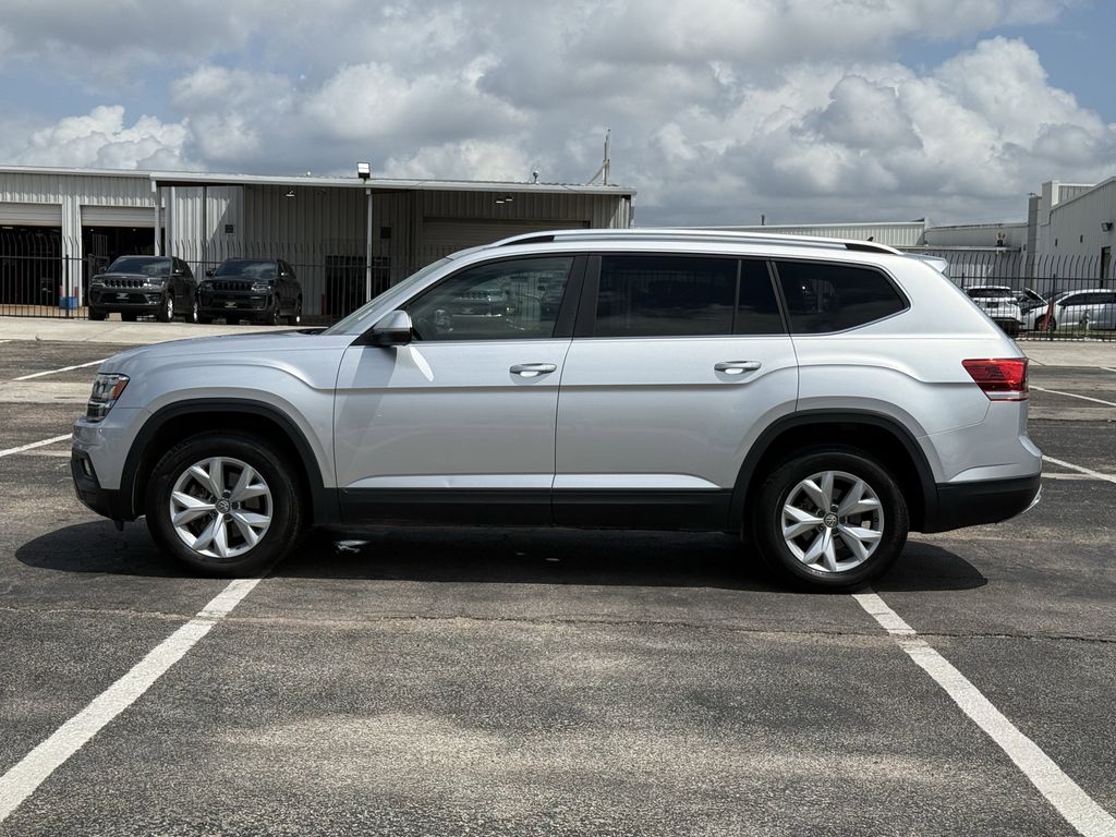 2018 Volkswagen Atlas 3.6L V6 SE Silver at Durrett Motor Company