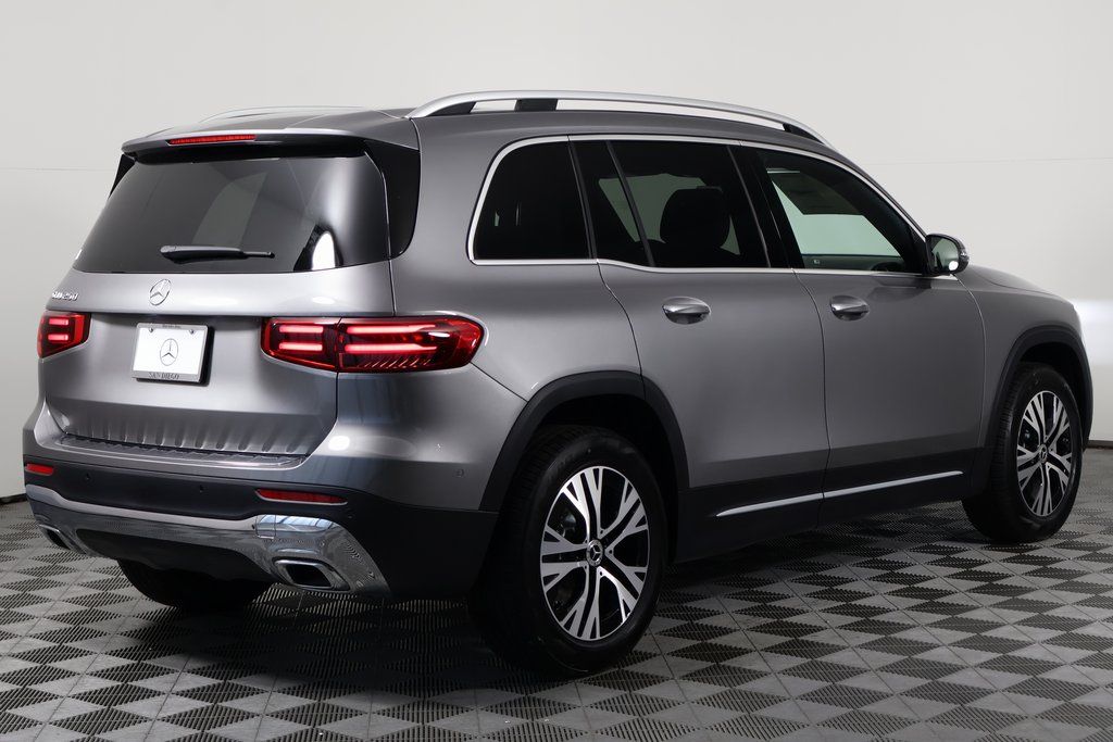 Thumbnail: 2026 Mercedes-Benz GLB - 2