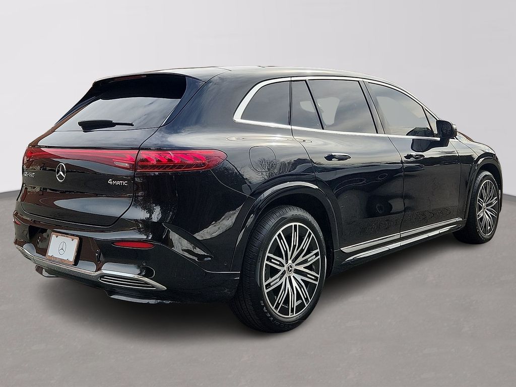 Thumbnail: 2023 Mercedes-Benz EQS - 4