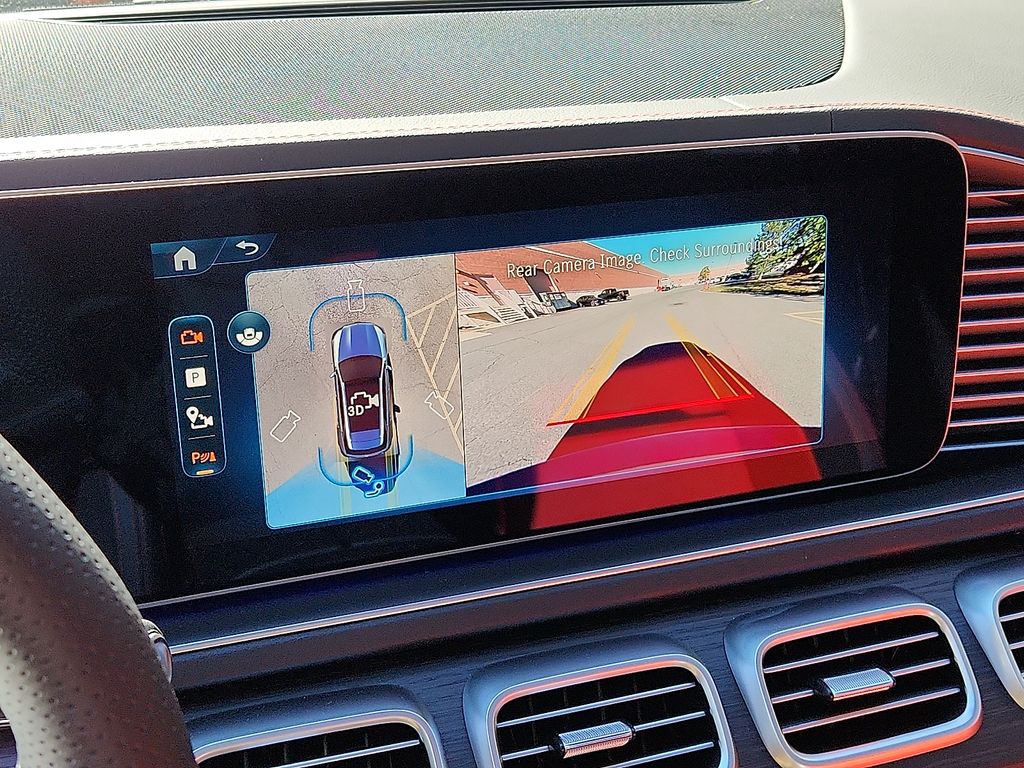 Thumbnail: 2026 Mercedes-Benz GLE - 14