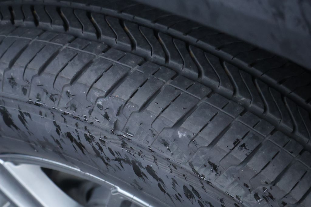 Thumbnail: 2025 GMC Acadia - 6