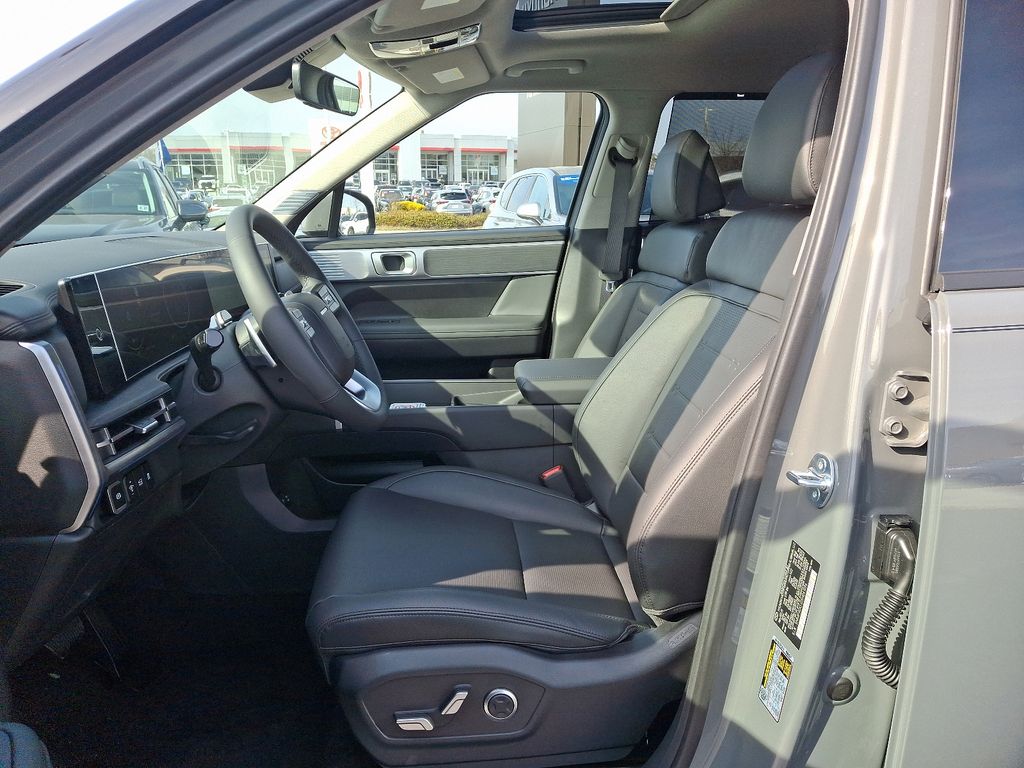 2025 Hyundai Santa Fe Limited 6