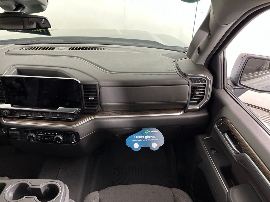 Thumbnail: 2026 Chevrolet Silverado 1500 - 18