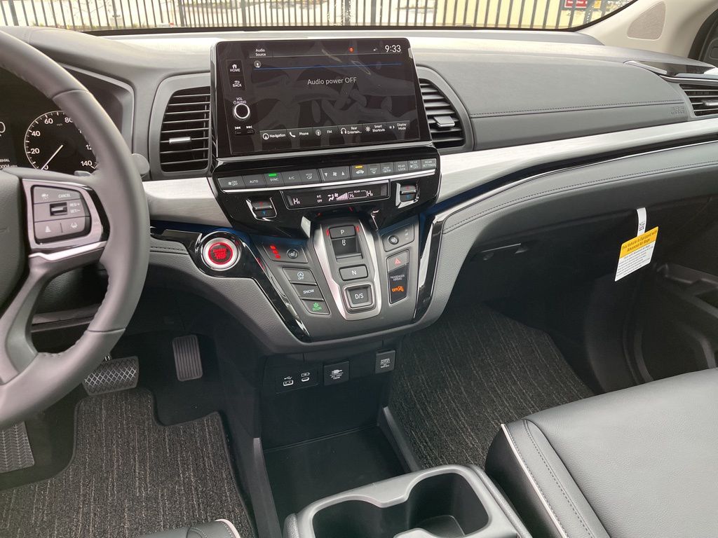 Thumbnail: 2026 Honda Odyssey - 10