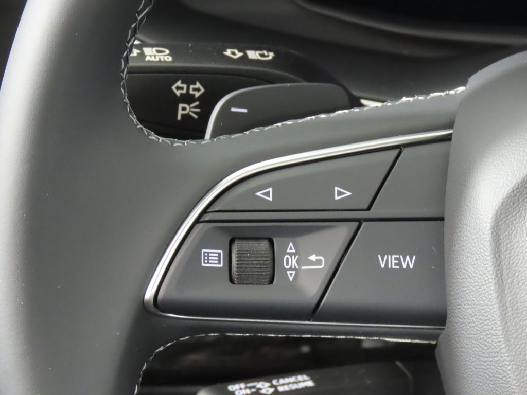 Thumbnail: 2026 Audi Q7 - 15