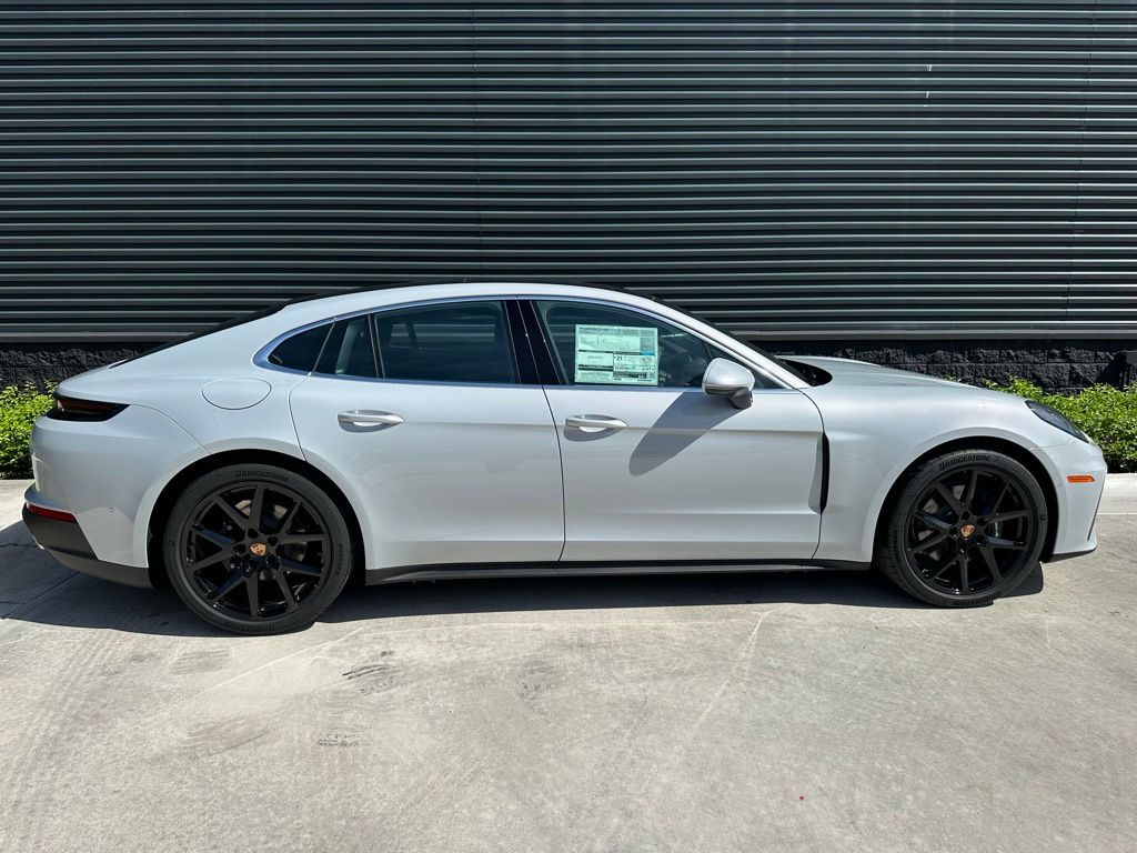 Thumbnail: 2025 Porsche Panamera - 8