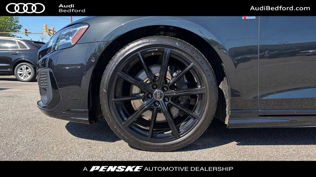 Thumbnail: 2023 Audi A8 - 9
