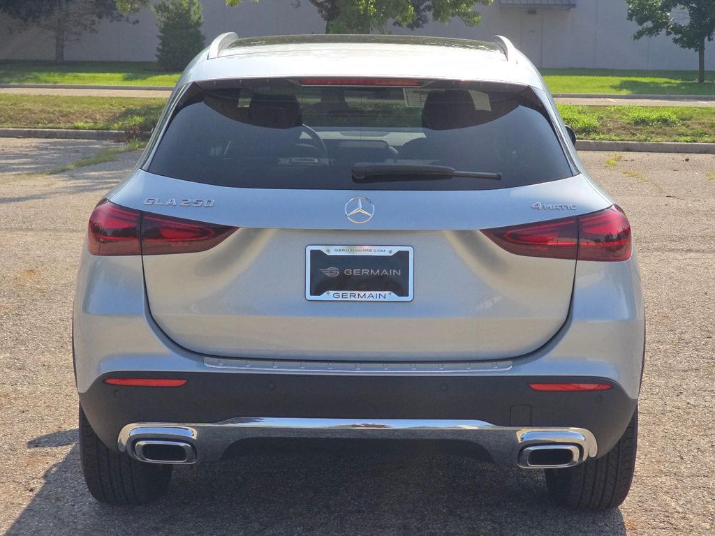 New 2026 Silver Mercedes-Benz GLA 250 image 15
