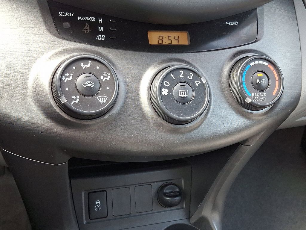 2010 Toyota RAV4 Base 15