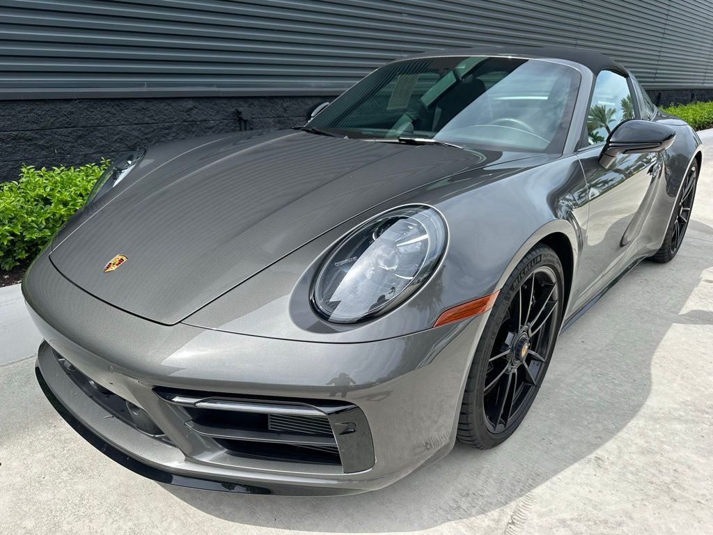 Thumbnail: 2024 Porsche 911 - 6