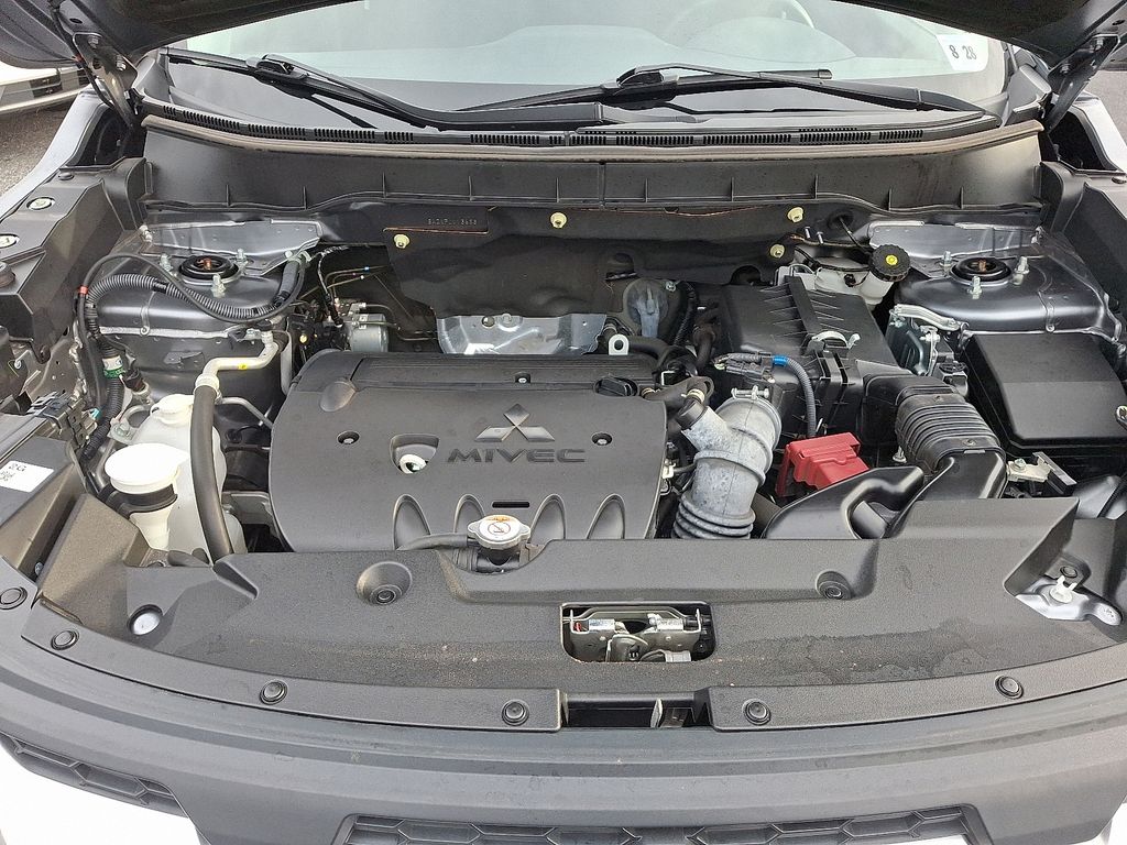 Thumbnail: 2023 Mitsubishi Outlander Sport - 29