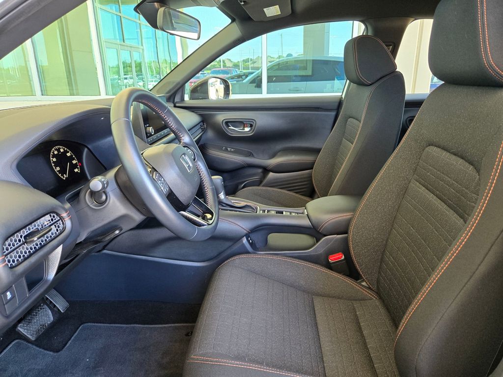 Used 2025 Honda HR-V SUV