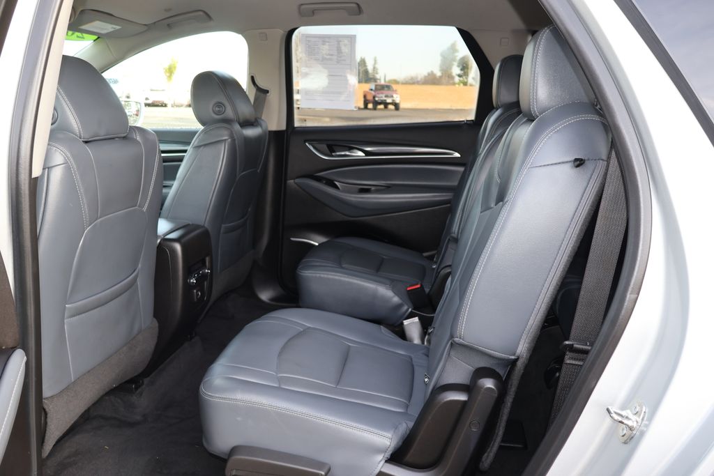 2019 Buick Enclave Essence 23