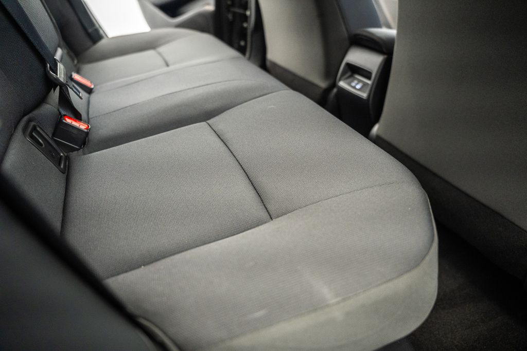 ToyotaCorolla Hybrid30