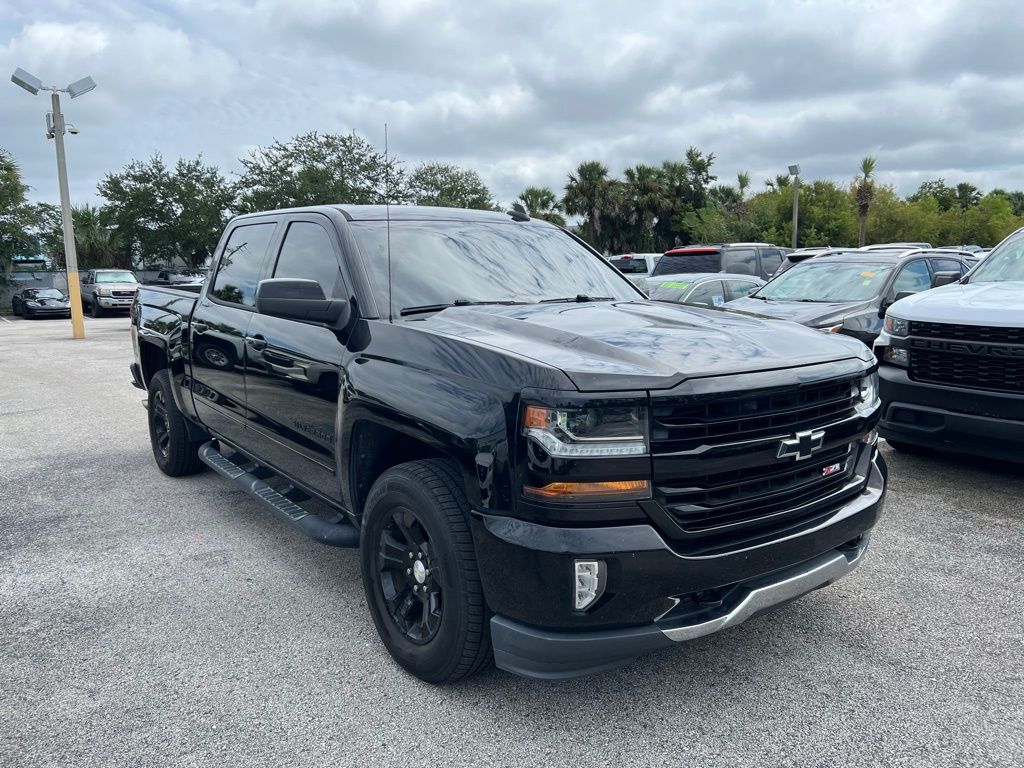 2018 Chevrolet Silverado 1500 LT 3