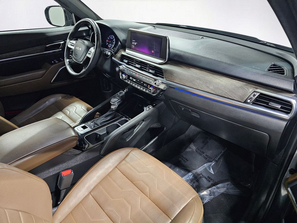 Used 2022 Gray Kia SX image 13