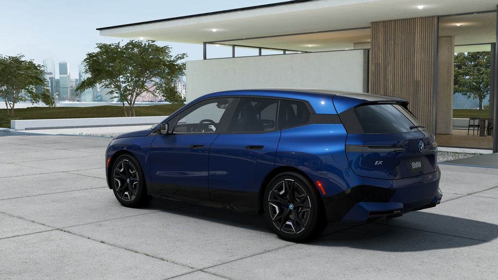 2025 BMW iX xDrive50 19