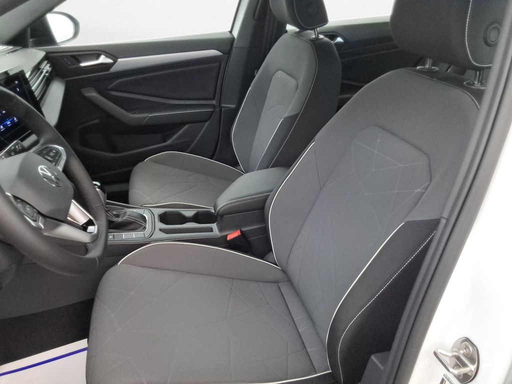 used 2025 Volkswagen Jetta car