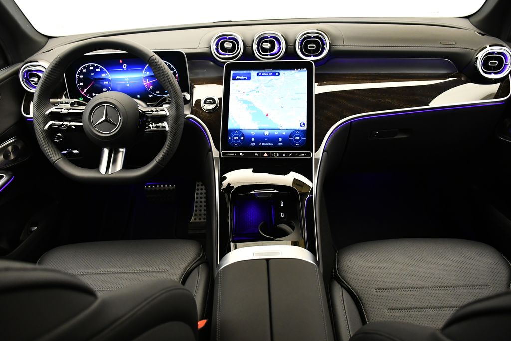 Thumbnail: 2026 Mercedes-Benz GLC - 31