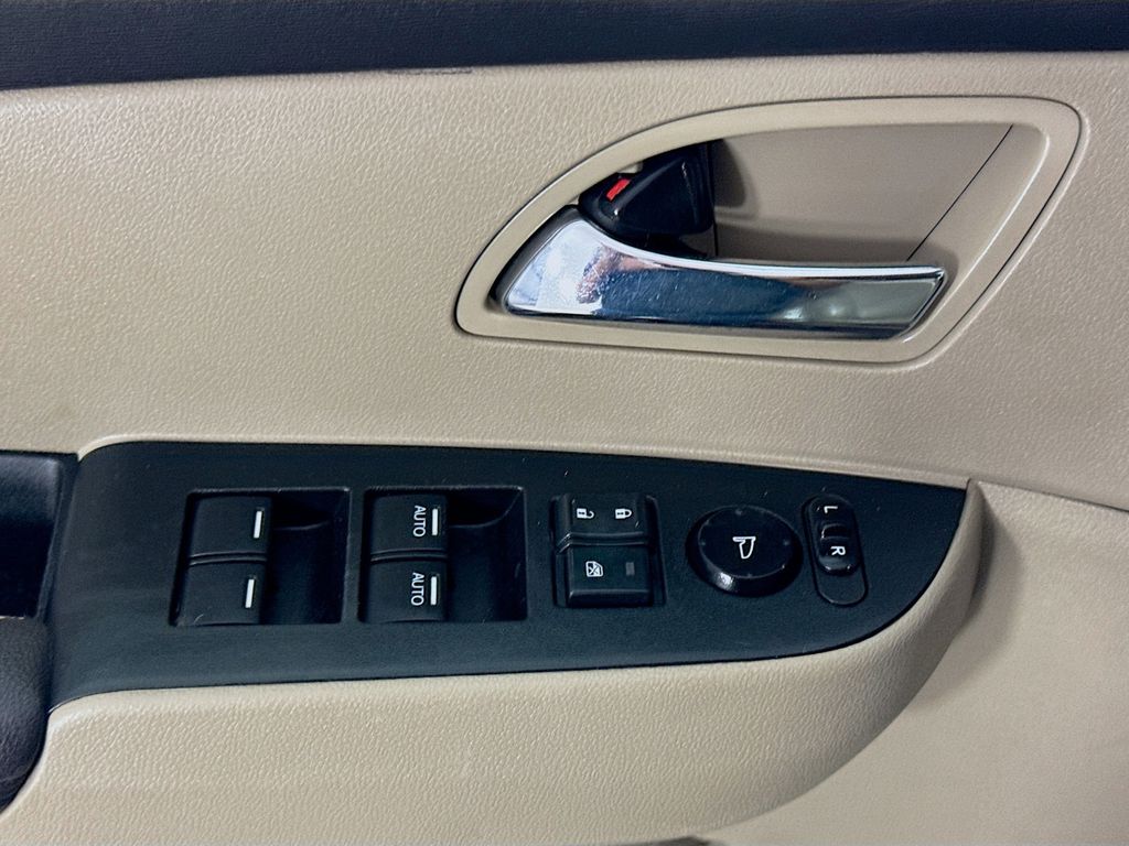 Used Car 2015 Honda Odyssey  Ex-l For Sale Under $15,000 In Austin, Texas