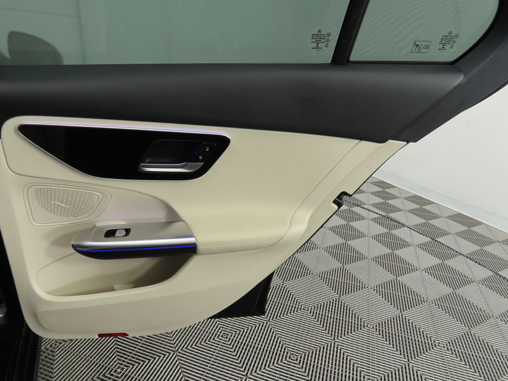 Thumbnail: 2022 Mercedes-Benz C-Class - 27