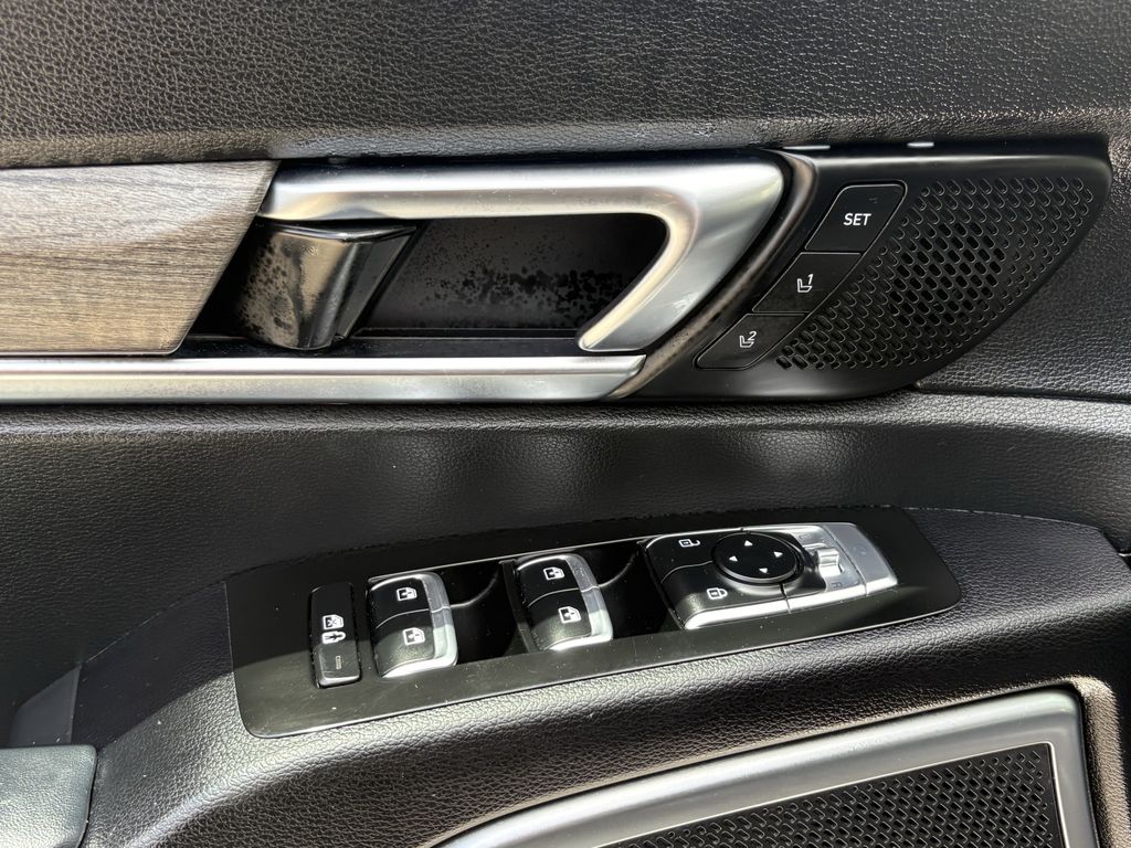 2020 Kia Telluride SX Silver at Bravo Nissan