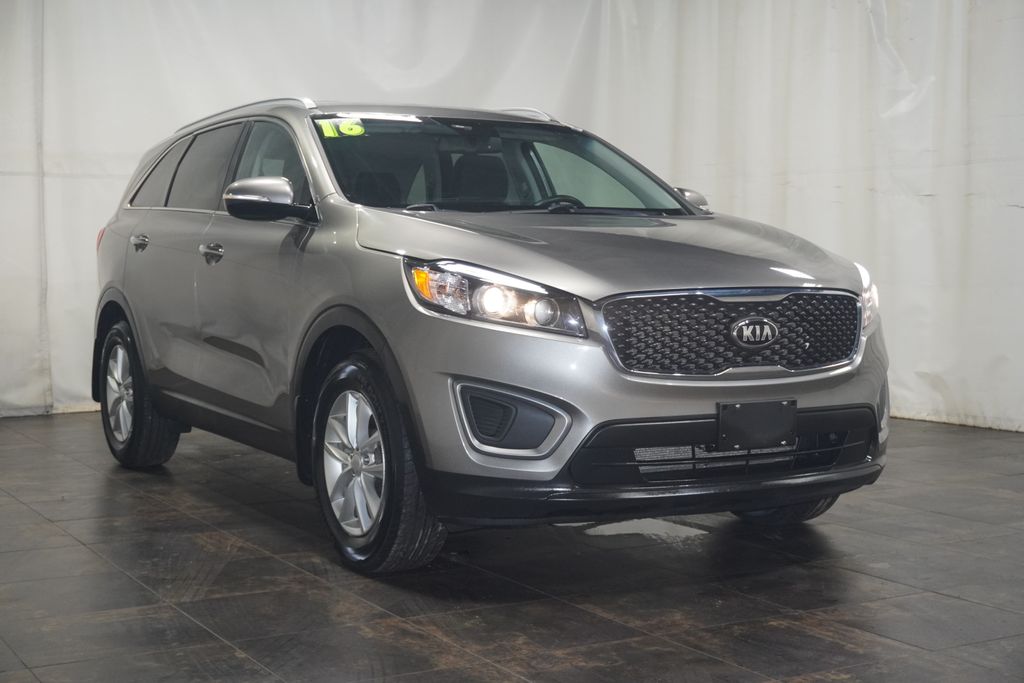 2016 Kia Sorento LX