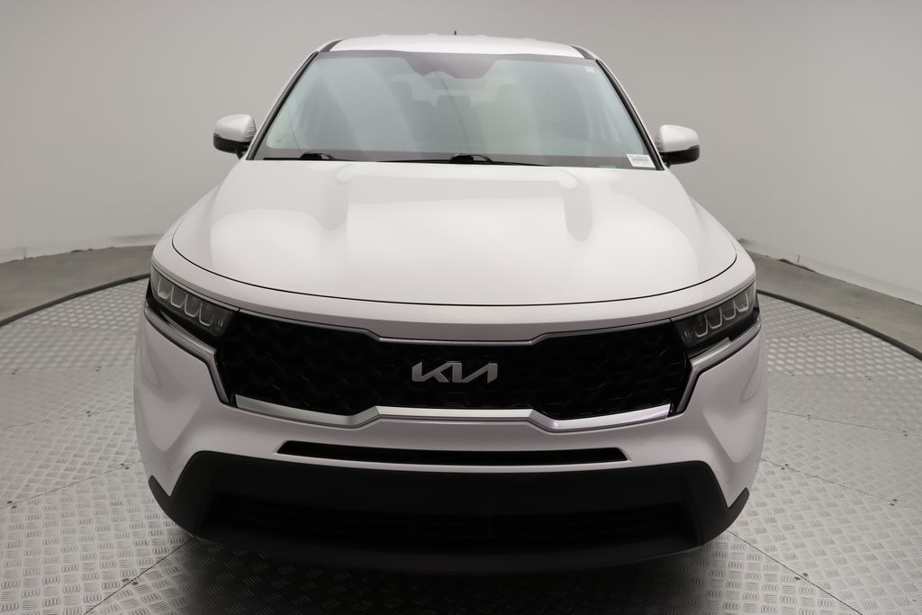 Thumbnail: 2023 Kia Sorento - 5