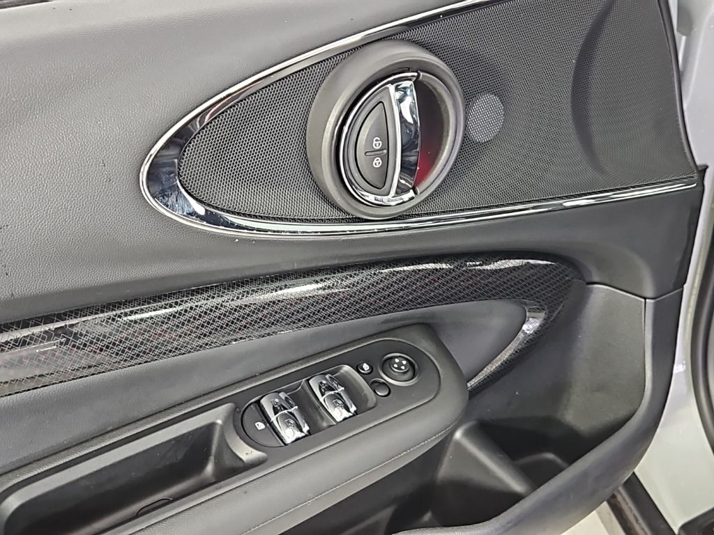 Thumbnail: 2021 MINI Cooper Clubman - 12