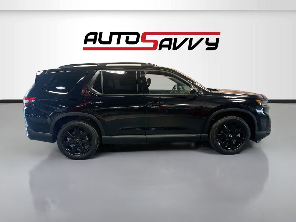 Used 2025 Black Metallic Honda Black Edition image 8