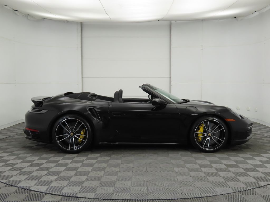 Thumbnail: 2024 Porsche 911 - 4