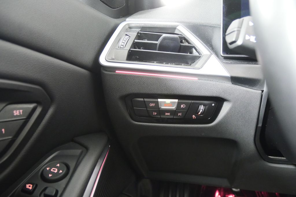 Thumbnail: 2024 BMW 3 Series - 18