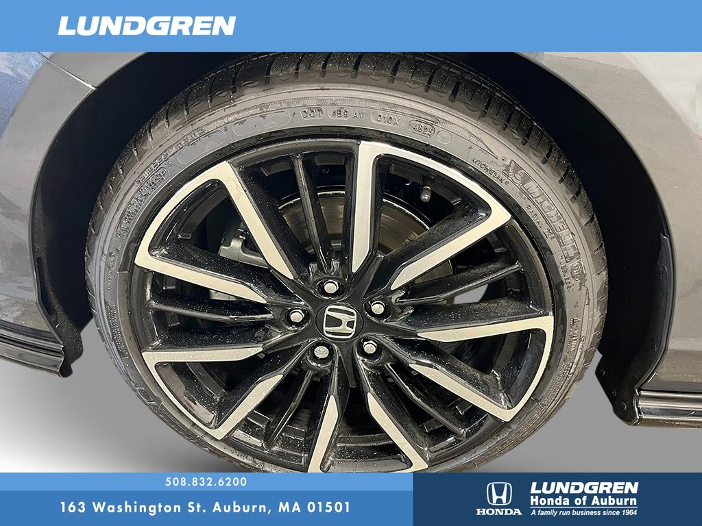 New 2026 Honda Accord Hybrid Sedan
