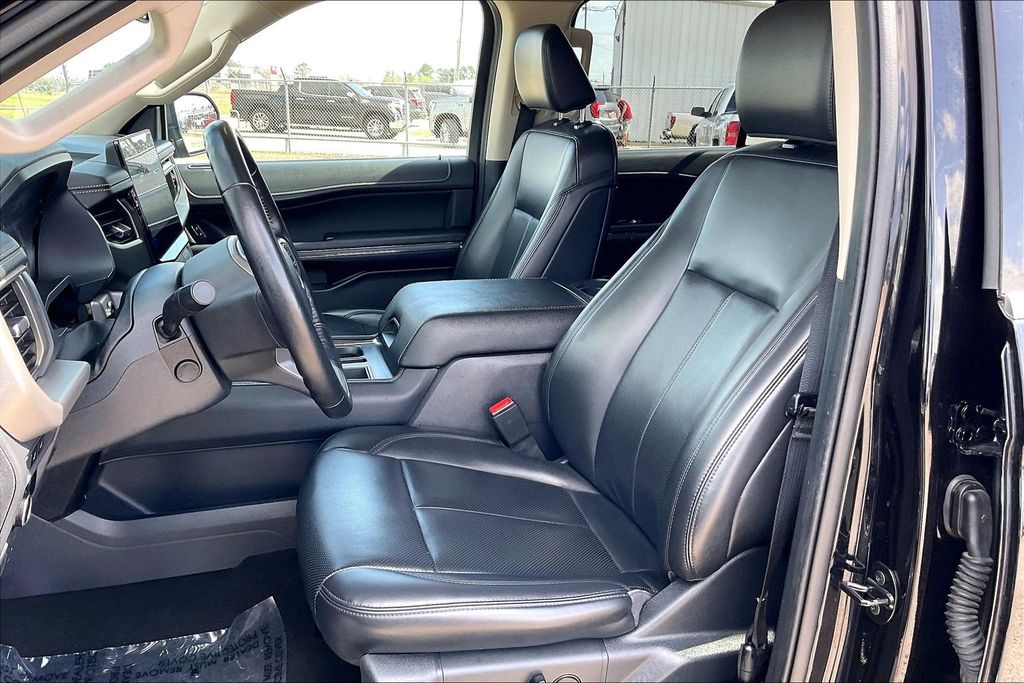 Used 2024 Ford Expedition XLT 4D Sport Utility