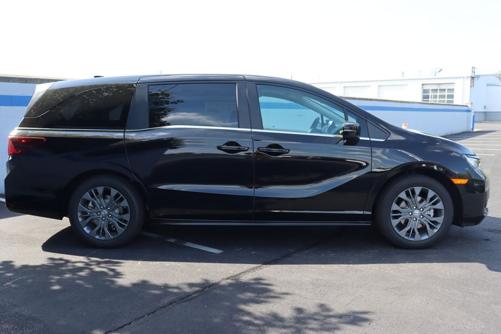 2025 Honda Odyssey Touring 6