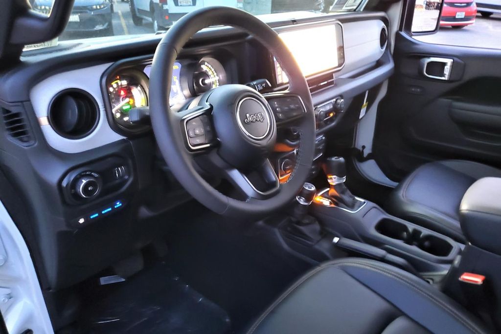 2025 Jeep Wrangler 4xe Willys 4XE - Photo 6