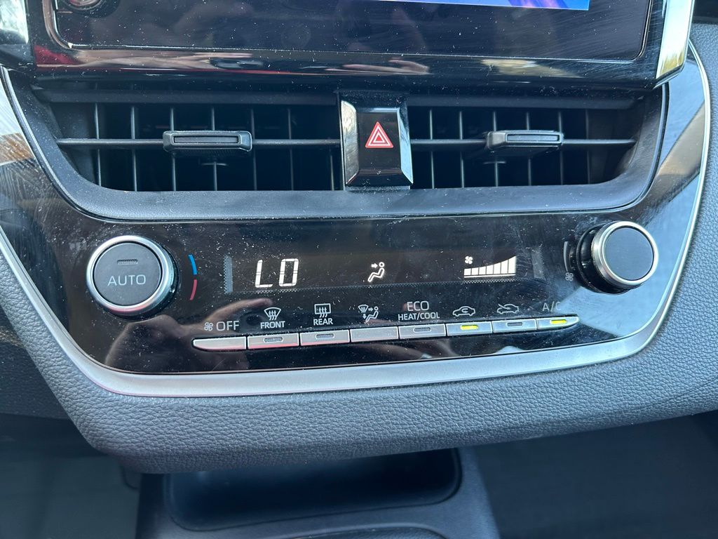 Thumbnail: 2024 Toyota Corolla - 24