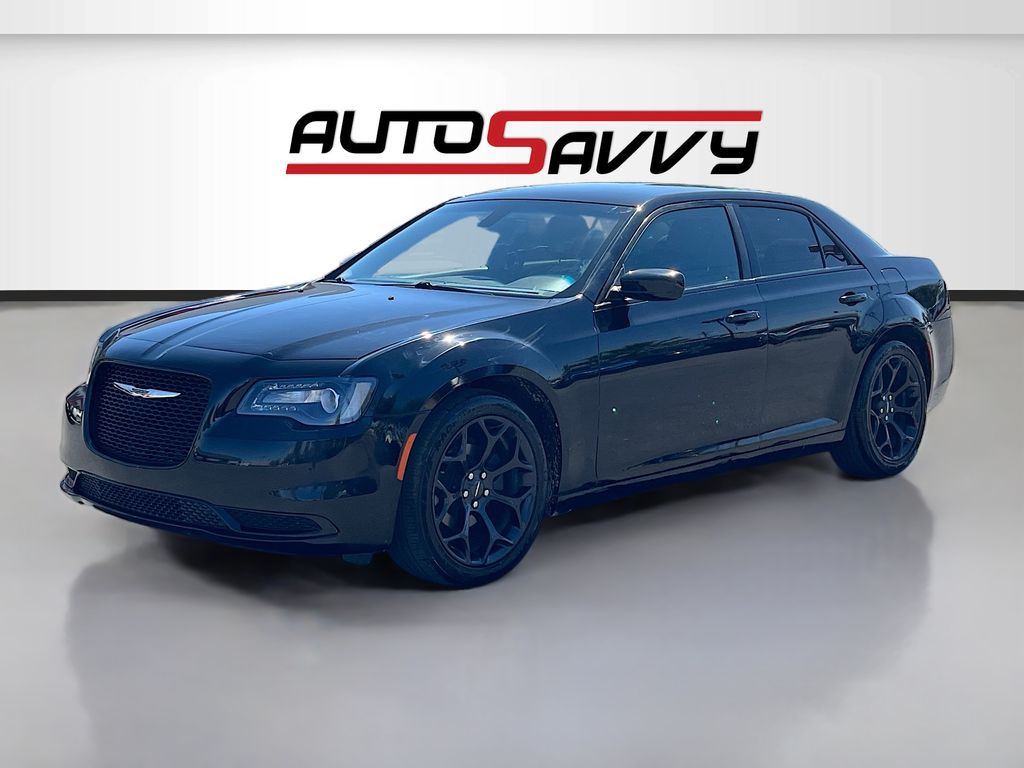 Used 2020 Black Chrysler Touring image 3