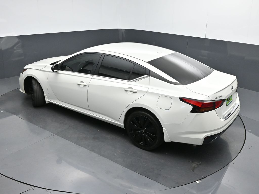 2022 Nissan Altima SR Intelligent AWD