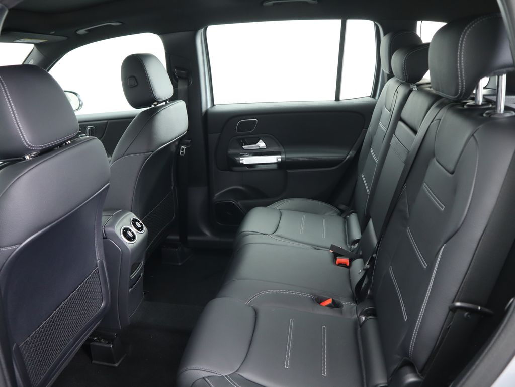 Thumbnail: 2025 Mercedes-Benz GLB - 22