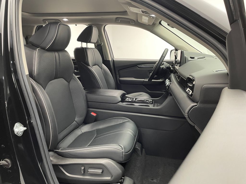 2025 Honda Pilot Elite 18