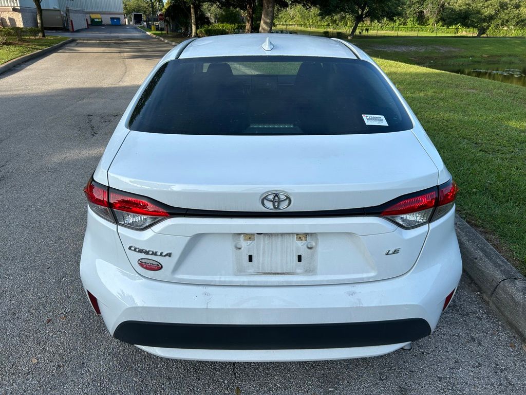 2021 Toyota Corolla LE 4