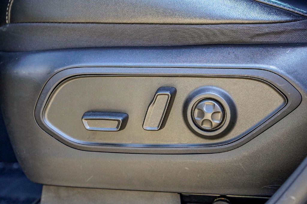 Used Car 2024 Jeep Grand Cherokee L  Limited For Sale Under $40,000 In Taylor, Texas