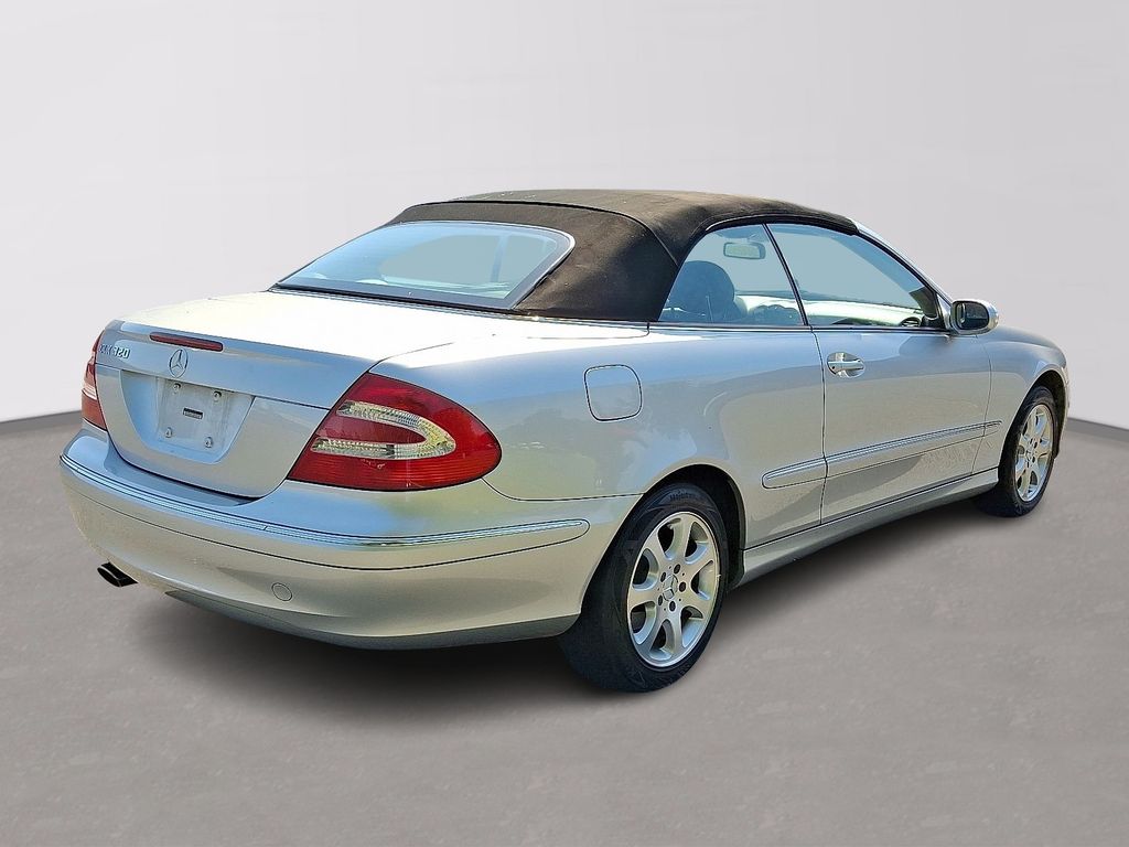 Thumbnail: 2004 Mercedes-Benz CLK - 4