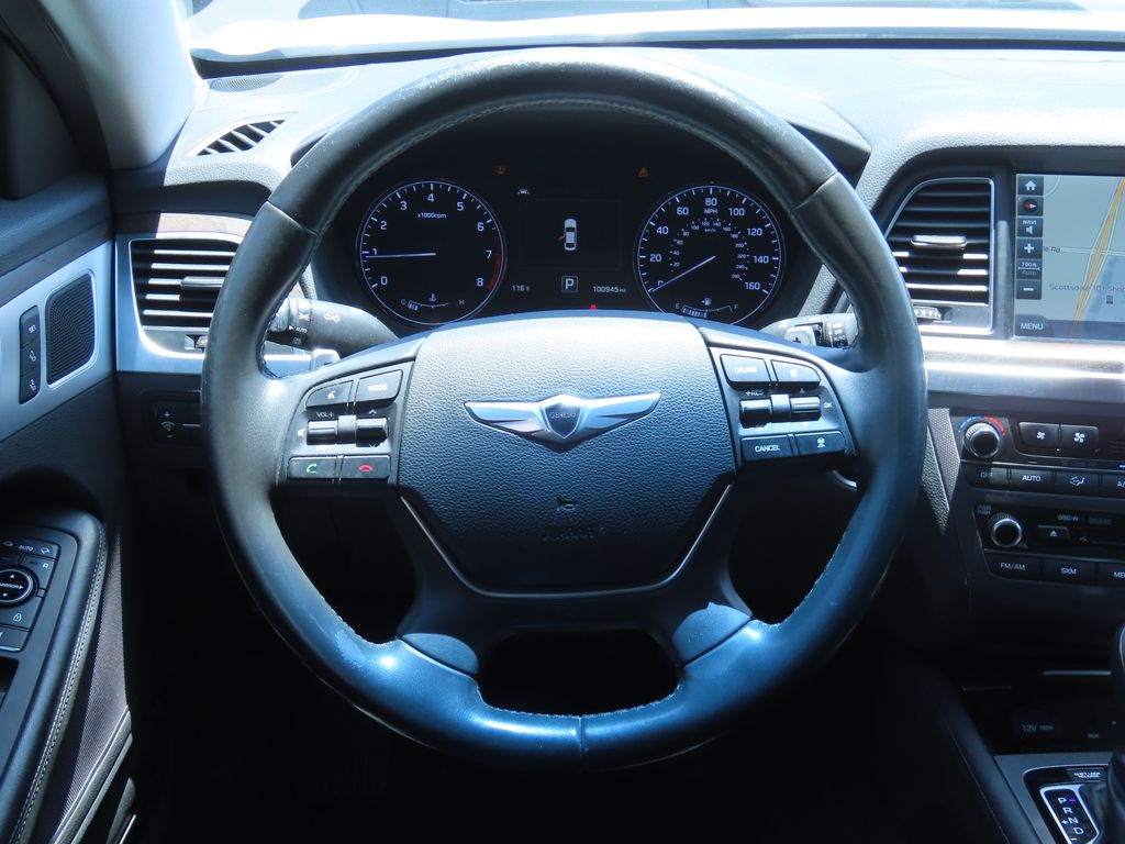 Thumbnail: 2015 Hyundai Genesis - 6
