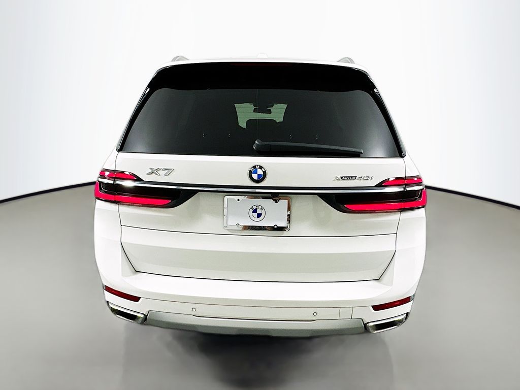 2023 BMW X7 xDrive40i 6