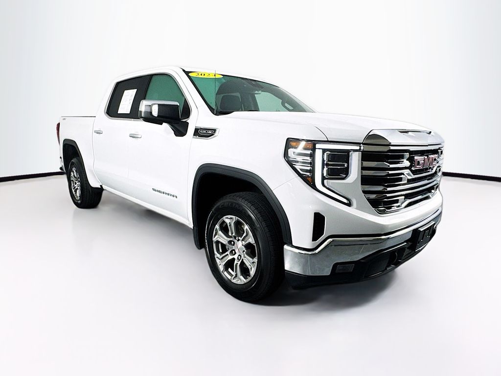 2024 GMC Sierra 1500 SLT - Photo 11