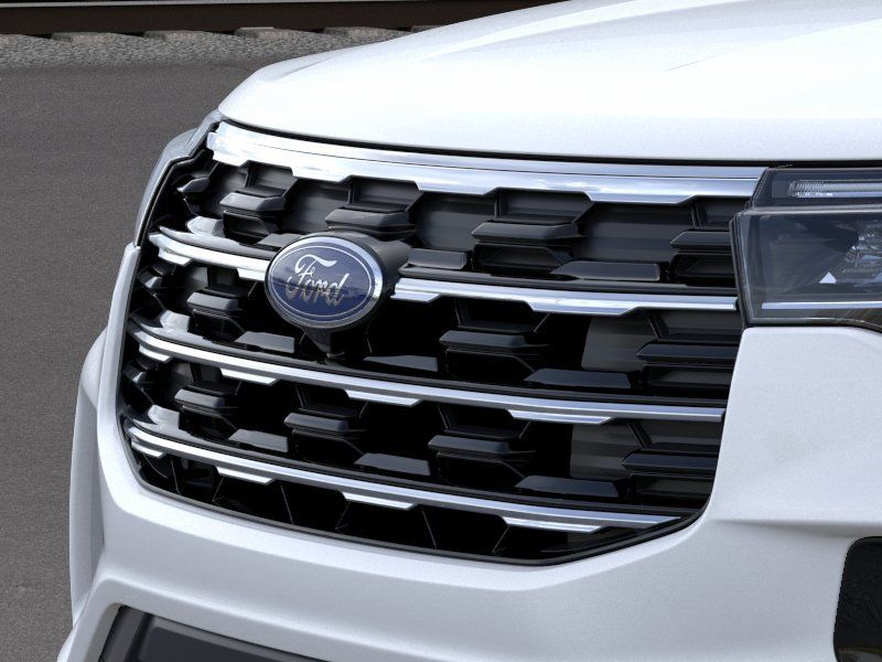 New 2026 Star White Metallic Tri-Coat Ford Active image 17
